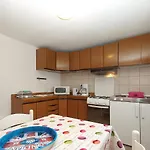 度假居 House 705 *