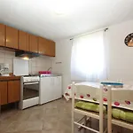 度假居 House 705 佩罗杰