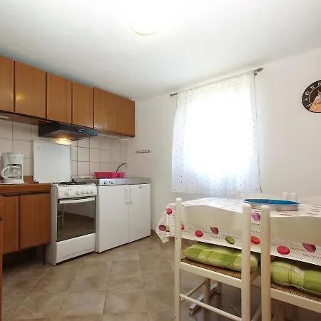 Vakantiehuis House 705 Peroj